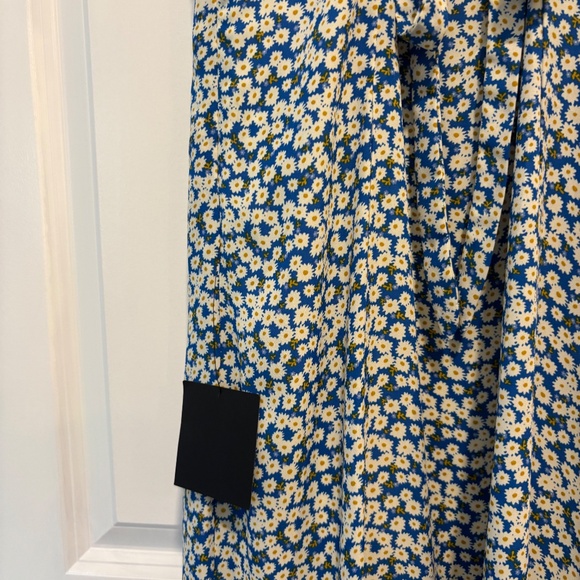 NWT Lulus Darling Daisies Blue Floral Print Midi Dress - Size M - Picture 10 of 12